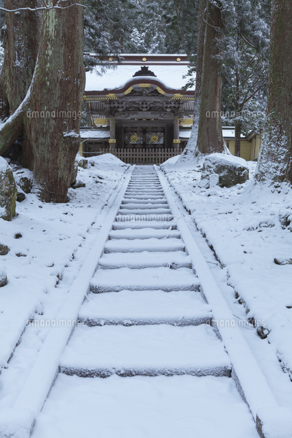 雪の永平寺の唐門
(c)NOBUAKI SUMIDA/SEBUN PHOTO