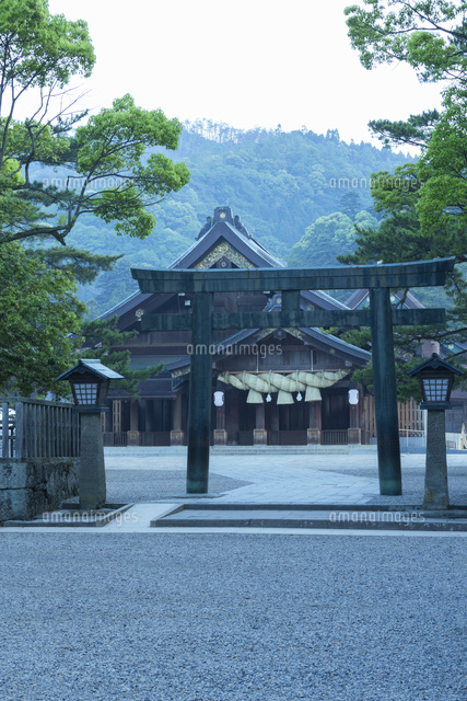 出雲大社の拝殿と注連縄
(c)NOBUAKI SUMIDA/SEBUN PHOTO