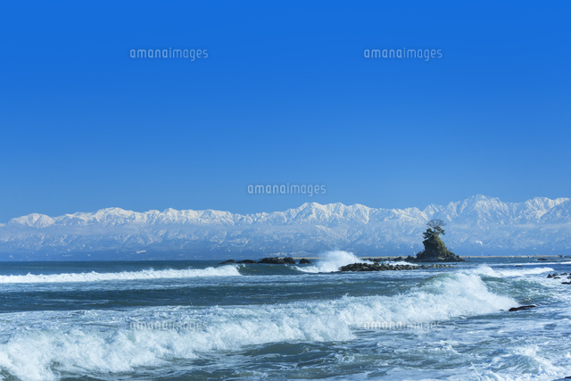 雨晴海岸と立山連峰
(c)NOBUAKI SUMIDA/SEBUN PHOTO