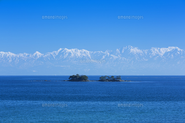立山連峰と虻ヶ島
(c)NOBUAKI SUMIDA/SEBUN PHOTO