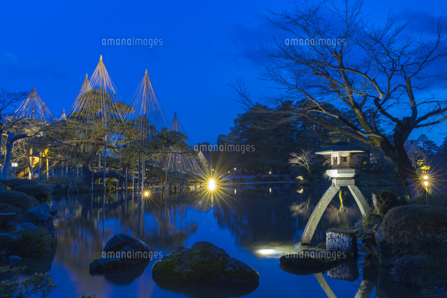 兼六園のライトアップ
(c)NOBUAKI SUMIDA/SEBUN PHOTO