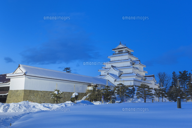 雪の鶴ケ城の夕景
(c)NOBUAKI SUMIDA/SEBUN PHOTO