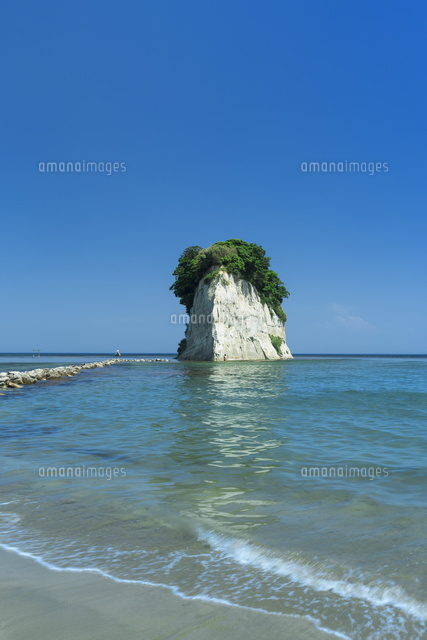 春の見附島
(c)NOBUAKI SUMIDA/SEBUN PHOTO