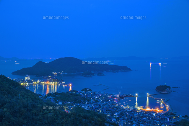 鞆の浦と仙酔島の夕景
(c)NOBUAKI SUMIDA/SEBUN PHOTO