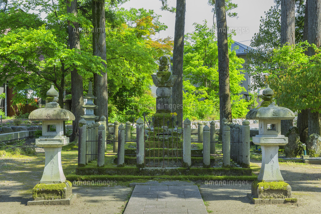 新緑の朝倉義景の墓
(c)NOBUAKI SUMIDA/SEBUN PHOTO