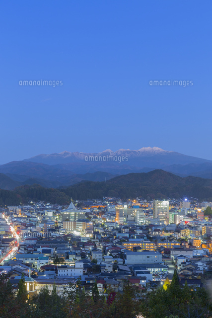 高山市街と乗鞍岳の夕景
(c)NOBUAKI SUMIDA/SEBUN PHOTO