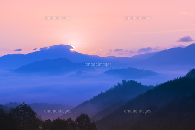 秋の竹田城の雲海
(c)NOBUAKI SUMIDA/SEBUN PHOTO