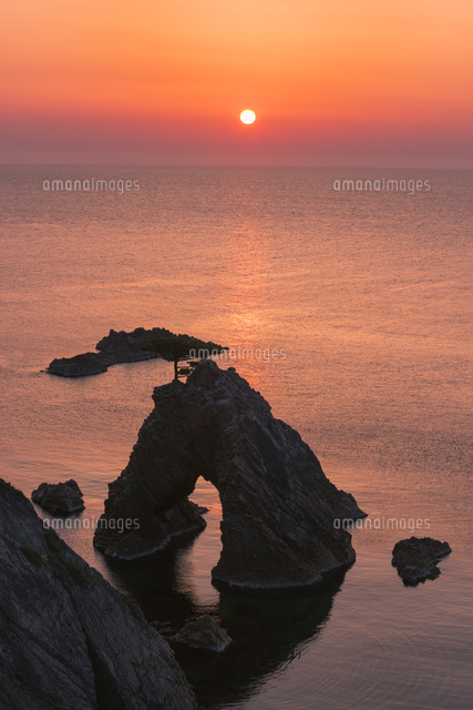 千貫松島の夕日
(c)NOBUAKI SUMIDA/SEBUN PHOTO