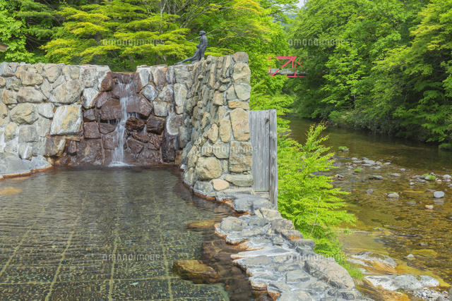 新緑の薬研渓流と河童の湯
(c)NOBUAKI SUMIDA/SEBUN PHOTO