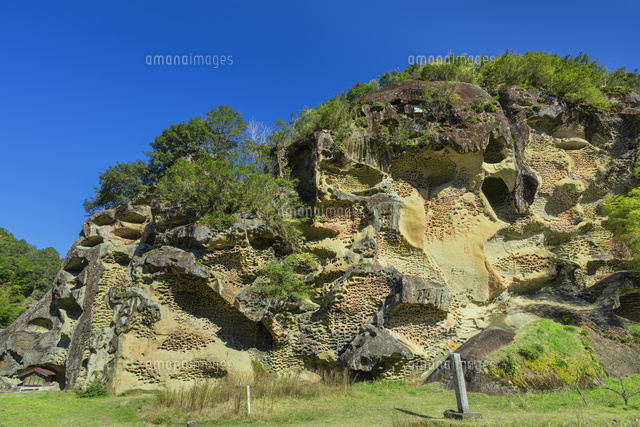 虫喰岩
(c)NOBUAKI SUMIDA/SEBUN PHOTO