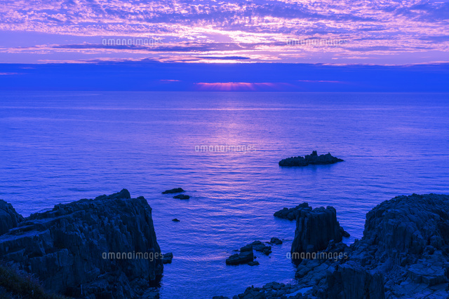 東尋坊の夕日
(c)NOBUAKI SUMIDA/SEBUN PHOTO