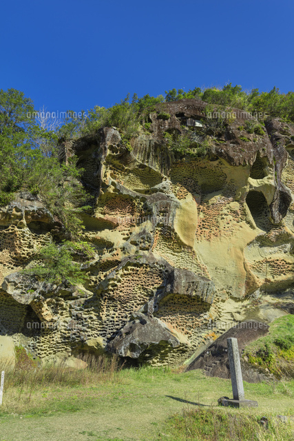 虫喰岩
(c)NOBUAKI SUMIDA/SEBUN PHOTO
