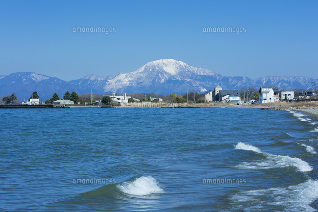 雪の伊吹山と琵琶湖
(c)NOBUAKI SUMIDA/SEBUN PHOTO