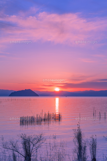 琵琶湖の夕日
(c)NOBUAKI SUMIDA/SEBUN PHOTO