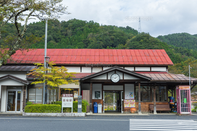 若狭駅
(c)NOBUAKI SUMIDA/SEBUN PHOTO