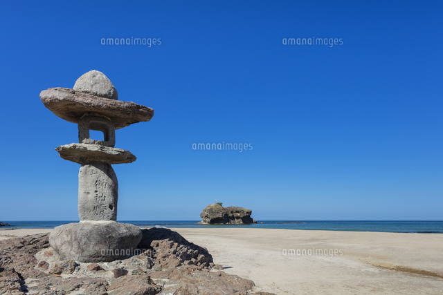白兎海岸と淤岐ノ島(おきのしま)
(c)NOBUAKI SUMIDA/SEBUN PHOTO