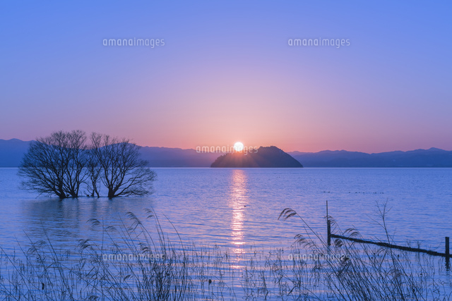 琵琶湖の夕日
(c)NOBUAKI SUMIDA/SEBUN PHOTO
