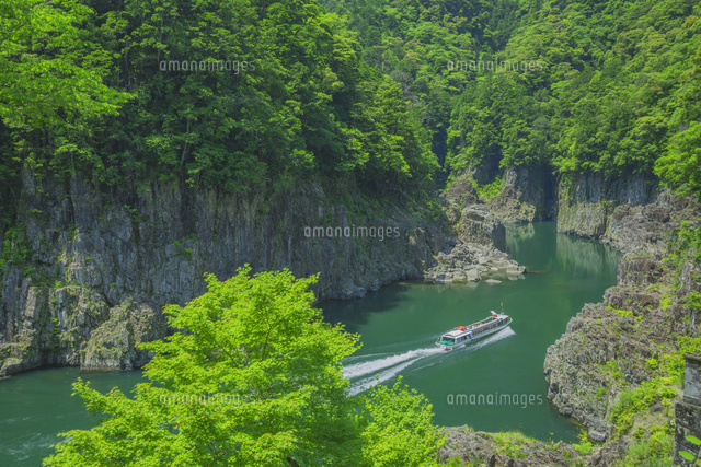 初夏の瀞峡と遊覧船
(c)NOBUAKI SUMIDA/SEBUN PHOTO