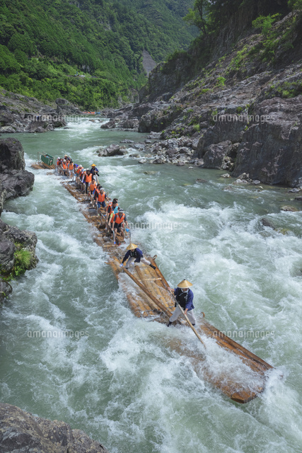 北山川観光筏下り
(c)NOBUAKI SUMIDA/SEBUN PHOTO