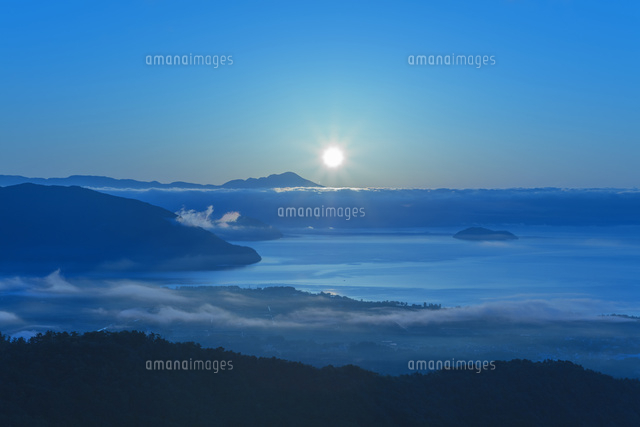 朝日と琵琶湖の雲海
(c)NOBUAKI SUMIDA/SEBUN PHOTO