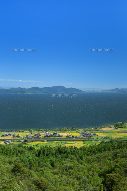 JR湖西線と琵琶湖
(c)NOBUAKI SUMIDA/SEBUN PHOTO