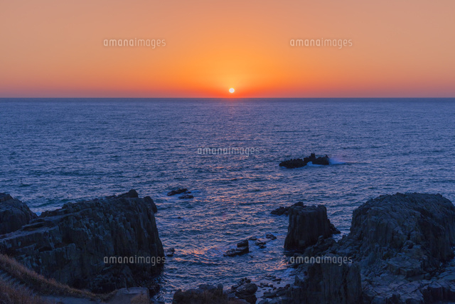 東尋坊の夕日
(c)NOBUAKI SUMIDA/SEBUN PHOTO