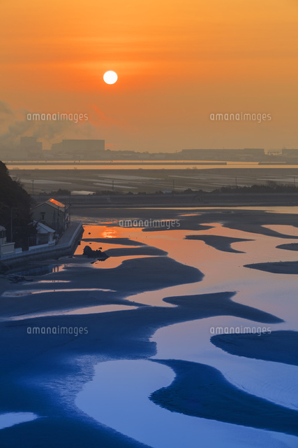新舞子浜の干潟と朝日
(c)NOBUAKI SUMIDA/SEBUN PHOTO
