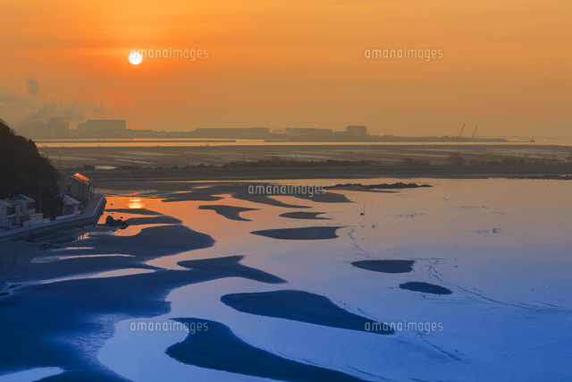 新舞子浜の干潟と朝日
(c)NOBUAKI SUMIDA/SEBUN PHOTO