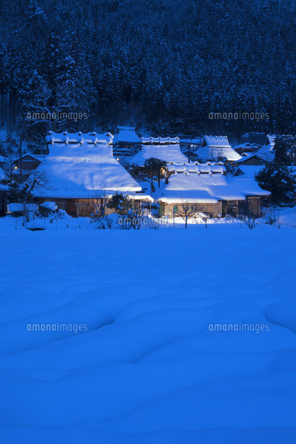 かやぶきの里・雪灯廊
(c)NOBUAKI SUMIDA/SEBUN PHOTO