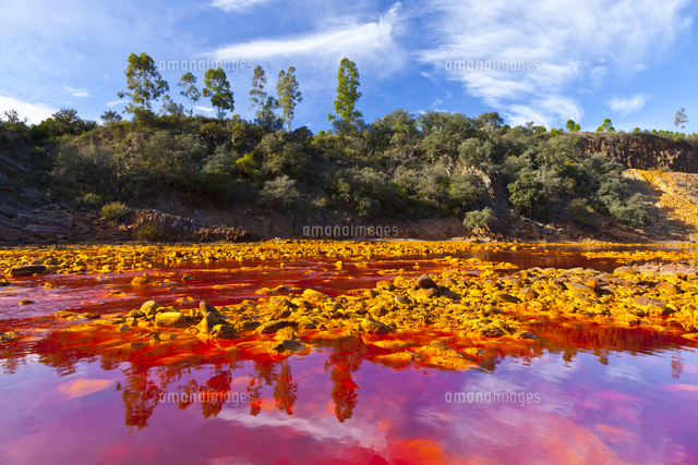 Red waters of the Rio Tinto, coloured by dissolved minerals ...