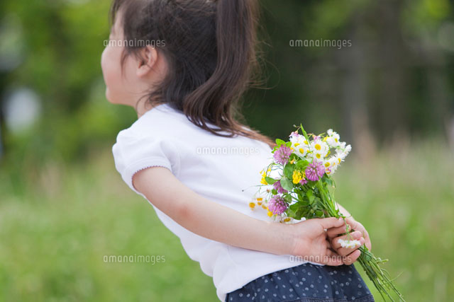 あなたのためのイラスト 新鮮な持つ 女の子 花束 女の子 イラスト