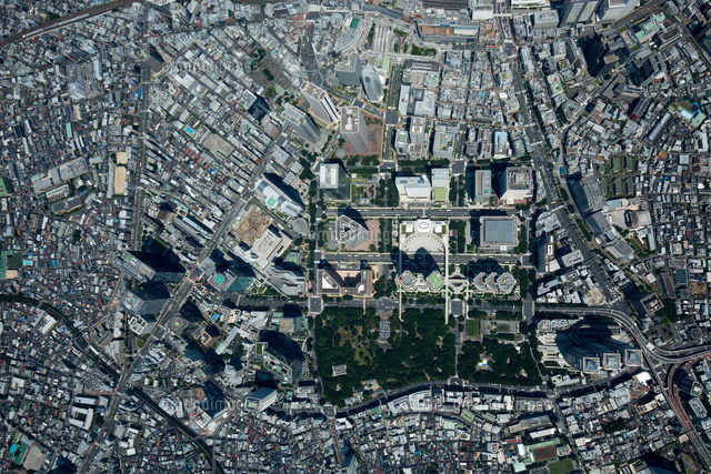 新宿駅西口ビル群周辺(俯瞰撮影)2,000m