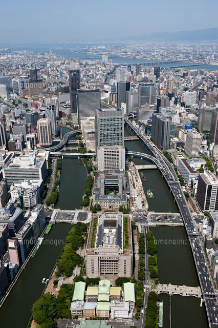 中之島 大阪市役所と日本銀行橋周辺
(c)YOICHI TSUKIOKA/SEBUN PHOTO