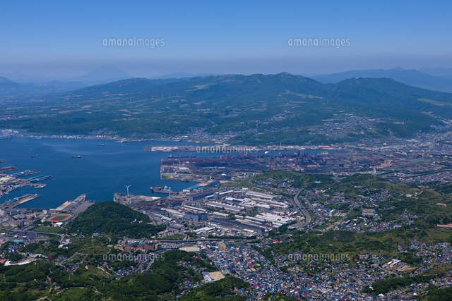 日本製鋼所から新日鉄室蘭製鉄所
(c)YOICHI TSUKIOKA/SEBUN PHOTO