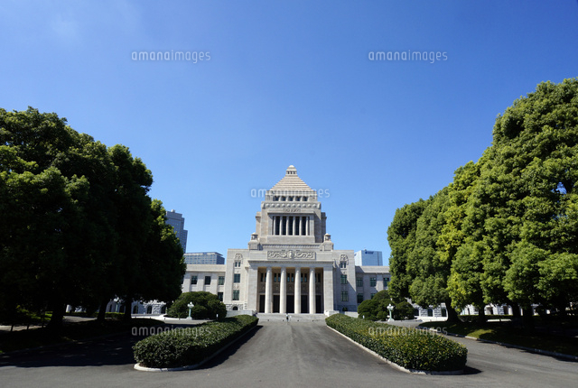快晴の国会議事堂
(c)GYRO PHOTOGRAPHY/a.collectionRF