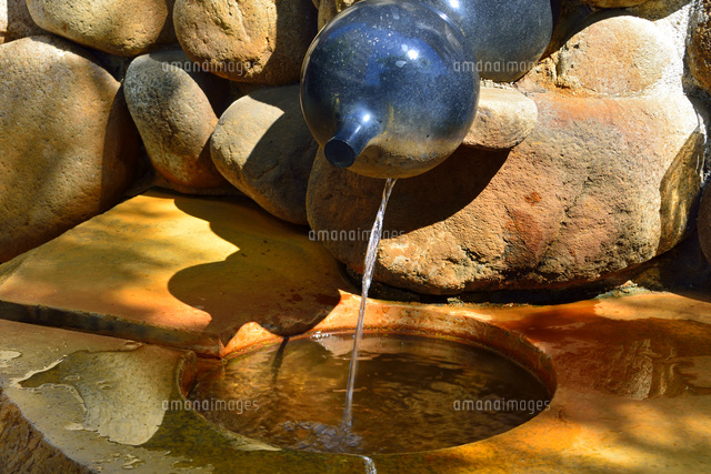 新緑 有馬温泉街 金の湯
(c)YOSHIHARU NUGA/a.collectionRF
