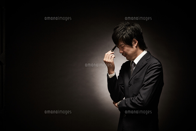 疲れたビジネスマン
(c)SHAKTI/a.collectionRF