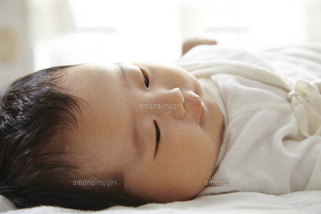 新生児
(c)KTN/a.collectionRF