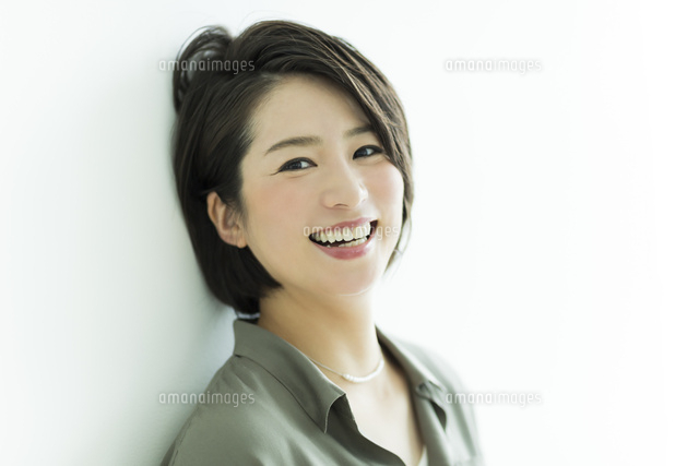笑顔の女性
(c)RYO