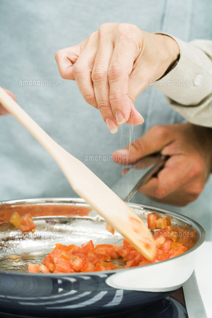 Couple cooking together
(c)Laurence Mouton/PhotoAlto