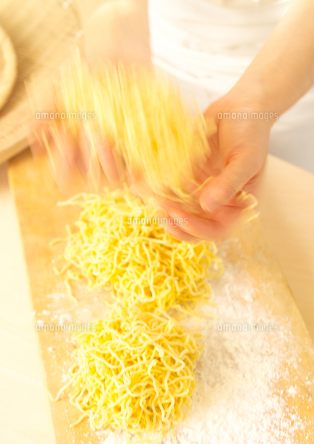 ラーメン職人 の写真素材 イラスト素材 アマナイメージズ