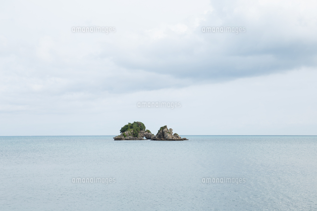 scenic view of sea against sky
(c)sebastian kopp / EyeEm