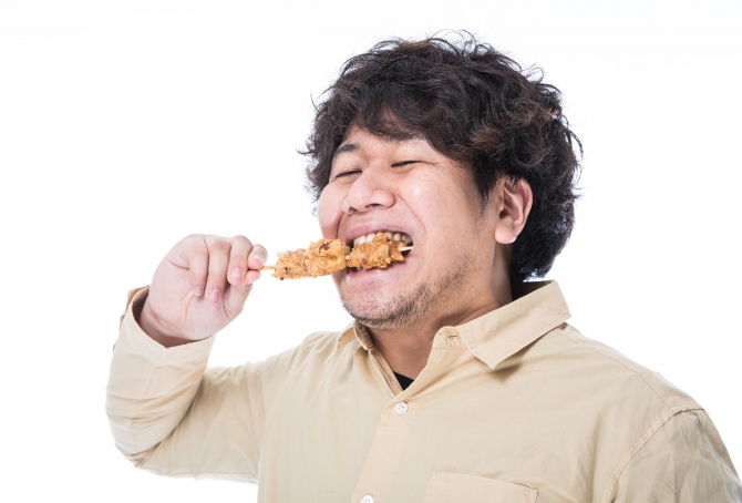 大学生に最も身近な企業のコンビニ。大手4社の特徴を分析