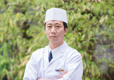一流の老舗で修行を積んだシェフの技術・センスに触れられる環境。(画像:料理長クボタ)