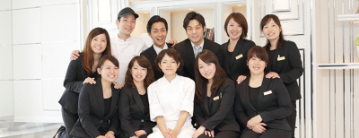 たくさんのスタッフと力を合わせて、一つの仕事に取り組むのでやりがいがあります!