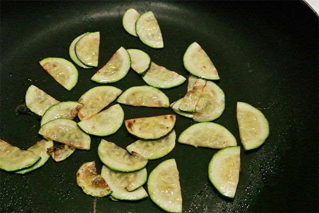 簡単ダイエットレシピ「夏野菜のさっぱりマリネ」-12