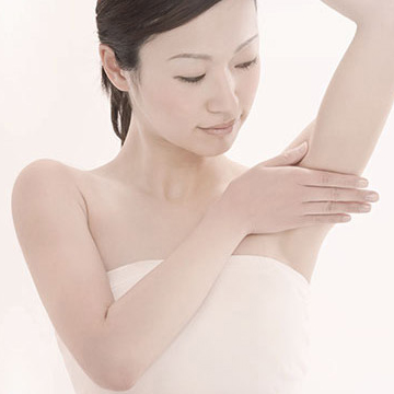 夏の気になる汗対策！ワキ汗の予防法とは？