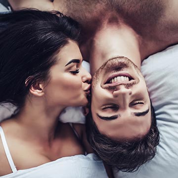 キスで風邪がうつるって本当？熱っぽく感じたら注意が必要かも