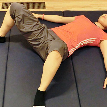 靴底の減り方で太りやすさを改善②「脚の張り改善エクササイズ」