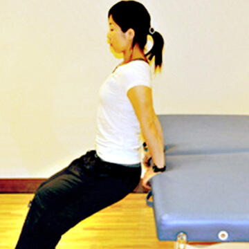 ベッドでできる二の腕引き締めトレーニング